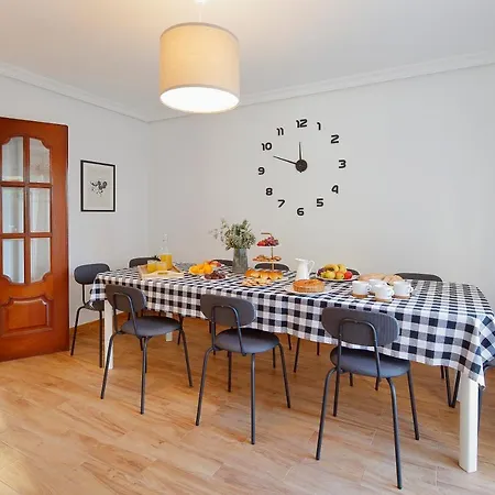 R2r - Triplex Rinconin Con Piscina - 158a Hébergement de vacances